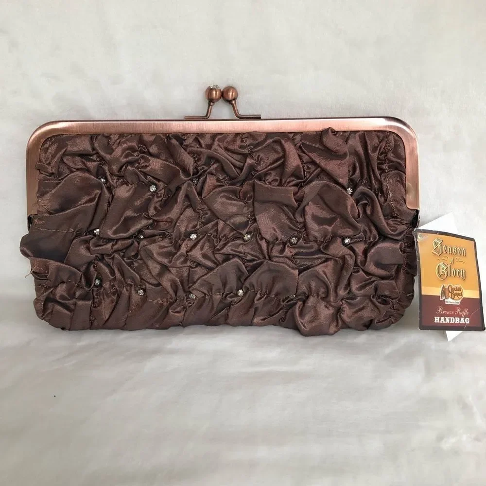 Ruffled Clutch.